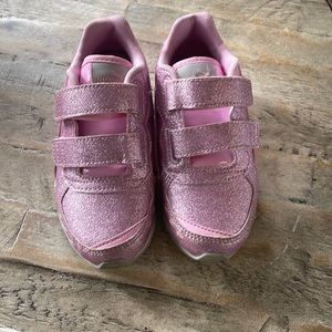 Pink Sparkle Pumas
